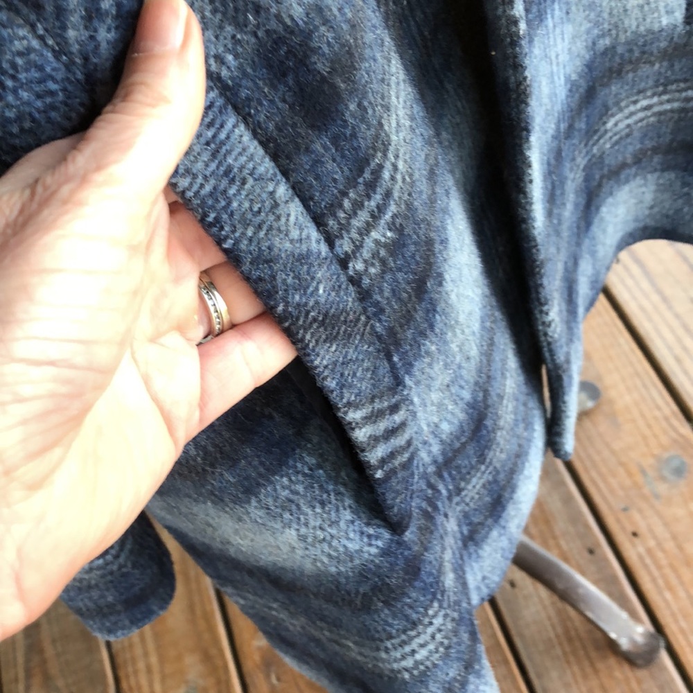 Blue Plaid Swing Jacket-Small - Picture 6 of 11